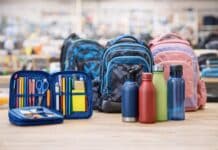 Zaini, borracce, astucci: come comprare senza buttare soldi Zaini, borracce, astucci